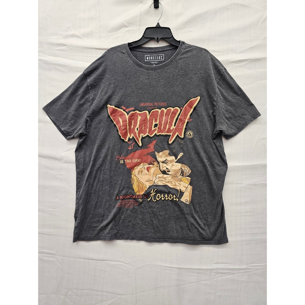 Universal Monsters Dracula Graphic T-Shirt Mens XL Charcoal Grayson T003209008